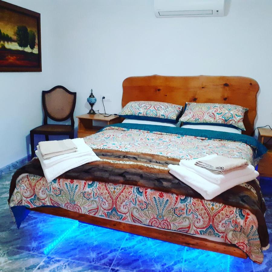 Casa De Las Flores - A Picture Perfect Location! Ель-Ґастор Екстер'єр фото